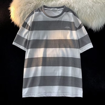 Ανδρικό κοντομάνικο T‑shirt με ρίγες για καλοκαίρι, στρογγυλός λαιμός