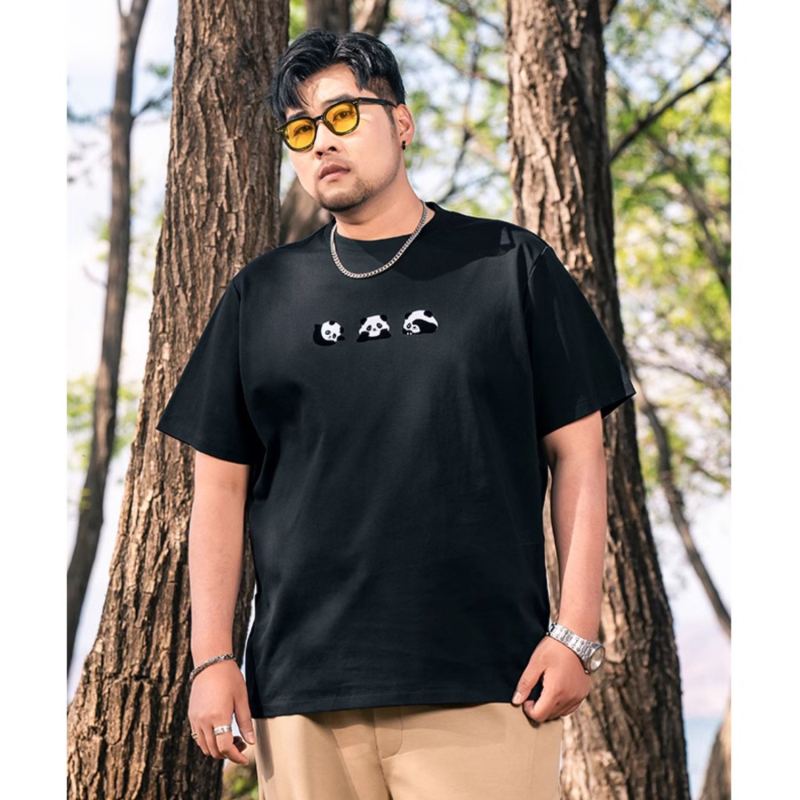 Ανδρική T‑shirt σε μεγάλο μέγεθος με εκτύπωση panda, χαλαρή γραμμή, κοντά μανίκια, στρογγυλός λαιμός