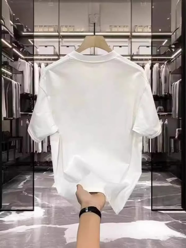 Tricou din bumbac premium pentru bărbați, mâneci scurte, guler rotund, croială lejeră, imprimeu cu desen animat