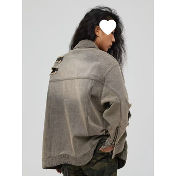 Geacă denim american retro pentru bărbați, toamna 2025, croială lejeră, spălată, uzată cu găuri, top în stil cardigan