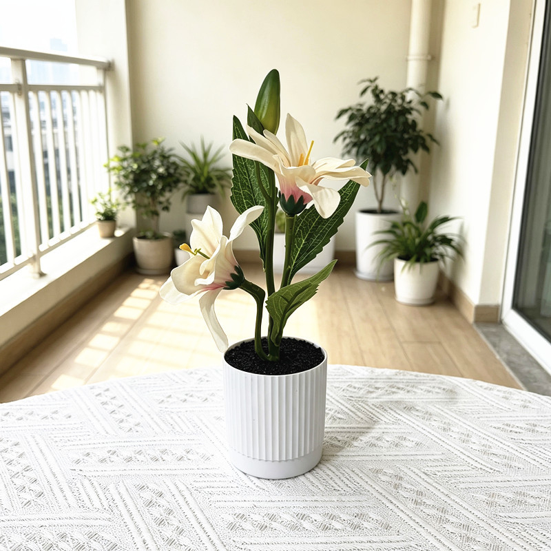 Nou stil: bazin cu nisip negru și dungi verticale fine, bonsai crin la ambele capete, aranjament cu flori artificiale pentru decor de nuntă, ornament de birou