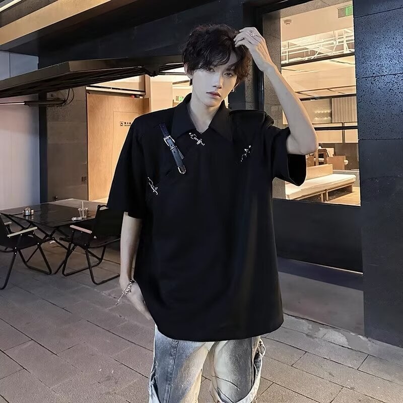 Tricou polo de vară pentru bărbați, cu mâneci scurte, cataramă metalică deconstruită pe curea și umeri căptușiți.