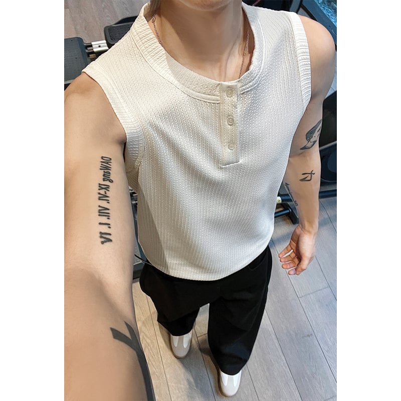 Tricou Henley american retro fără mâneci, croială mulată, vara 2026, trei nasturi, strat de bază sportiv