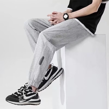 Pantaloni jogger pentru bărbați, gri deschis, croială lejeră, casual sport pants