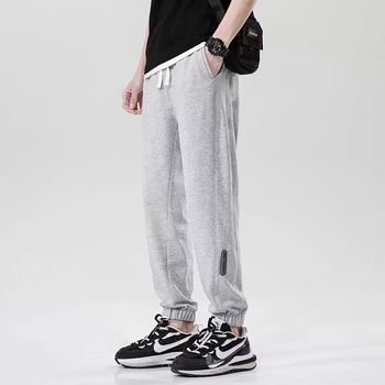 Pantaloni jogger pentru bărbați, gri deschis, croială lejeră, casual sport pants