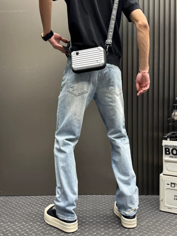 Blugi bărbați slim cu rupturi, albastru deschis, croială dreaptă, denim spălat, 2026, elastan
