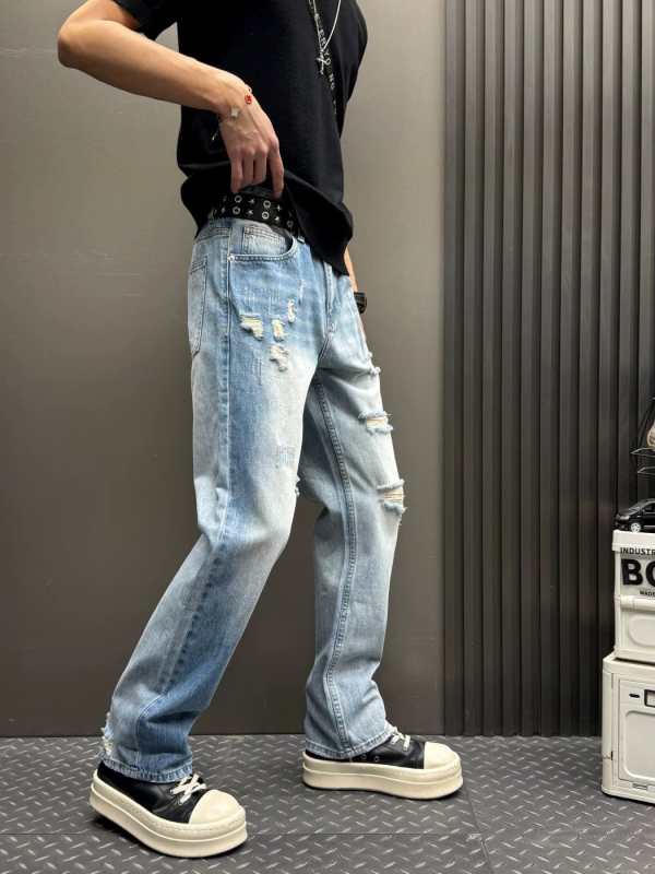 Blugi bărbați slim cu rupturi, albastru deschis, croială dreaptă, denim spălat, 2026, elastan
