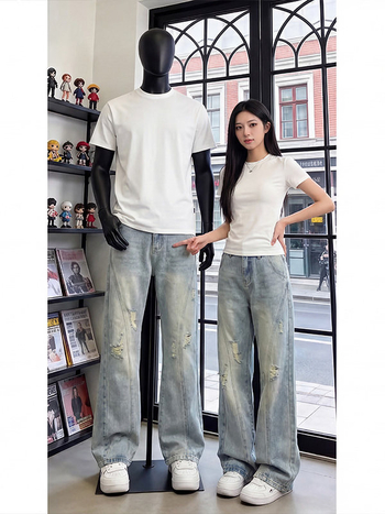 Jeans albastru vintage pentru bărbați, cu tăieturi diagonale și rupturi, design de vară, vibrație urbană, croială drept-slim cu ușoară evazare