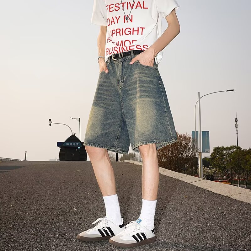 Shorturi denim pentru bărbați, spălare vintage, stil american retro, croială relaxată, vară 2026, casual și versatil cu cinci buzunare