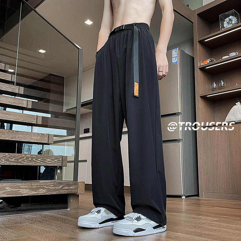 Pantaloni de vară pentru bărbați, croială lejeră, cu picioare largi și drepte, design drapat, stil casual urban