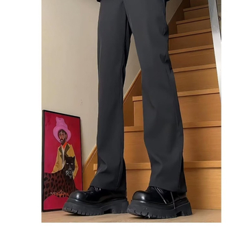 Pantaloni negri de costum, croială dreaptă și drapaj rafinat, stil și versatilitate, talie înaltă, pantaloni de costum pentru bărbați