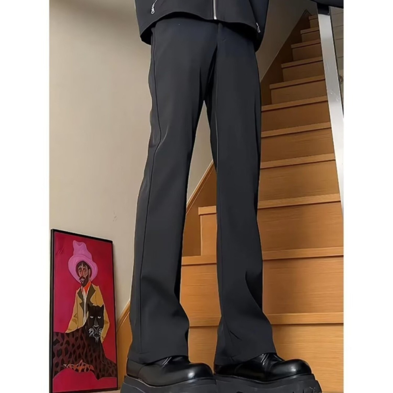 Pantaloni negri de costum, croială dreaptă și drapaj rafinat, stil și versatilitate, talie înaltă, pantaloni de costum pentru bărbați