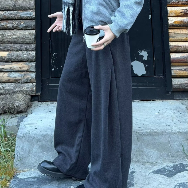 Pantaloni negri de costum pentru bărbați, din lână, talie medie, croială largă, falduri, casual, primăvară-toamnă 2026.