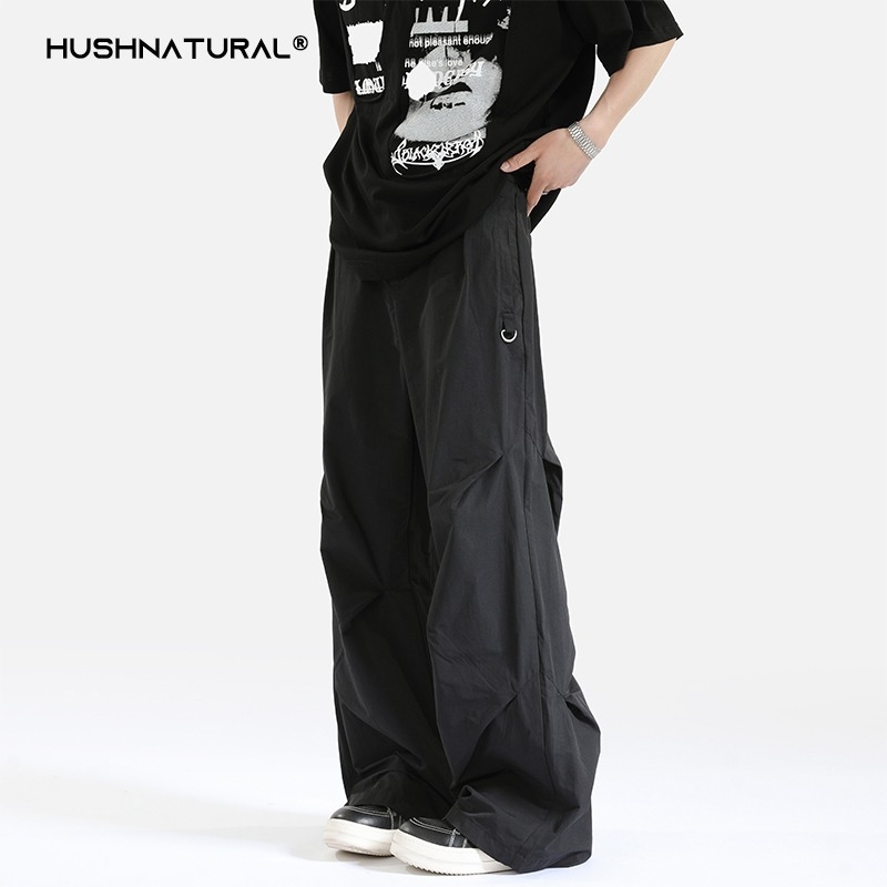 Pantaloni de bărbați, stil american, deconstruiți, aspect de lucru, plisate, talie liberă, lungi, croială dreaptă spre largă, poliester, căptușeală fleece