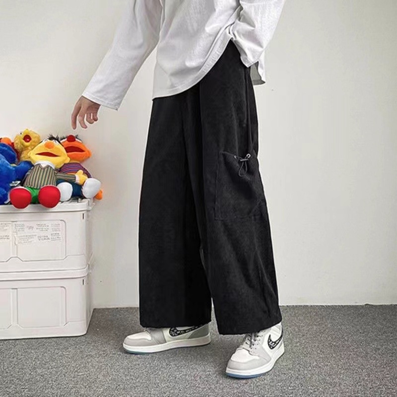 Pantaloni de lucru în stil japonez pentru bărbați din Corduroy — dungate, talie medie, închidere cu șnur, croială dreaptă lejeră