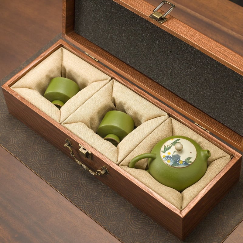 Set de ceai ceramic cu glazură subglazură, motiv margaretă verde mandarină, ceainic Xishi, 1 ceainic și 2 căni în cutie cadou