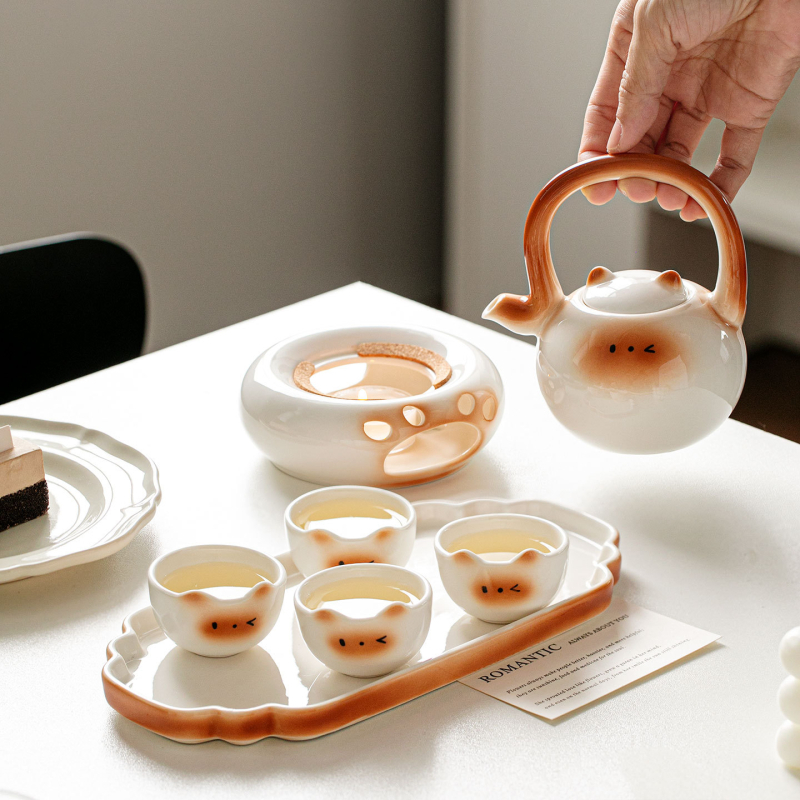 Set ceai ceramic cu pisică Siamiană: ceainic, cești și tavă de servire – cutie cadou, pentru 2 persoane