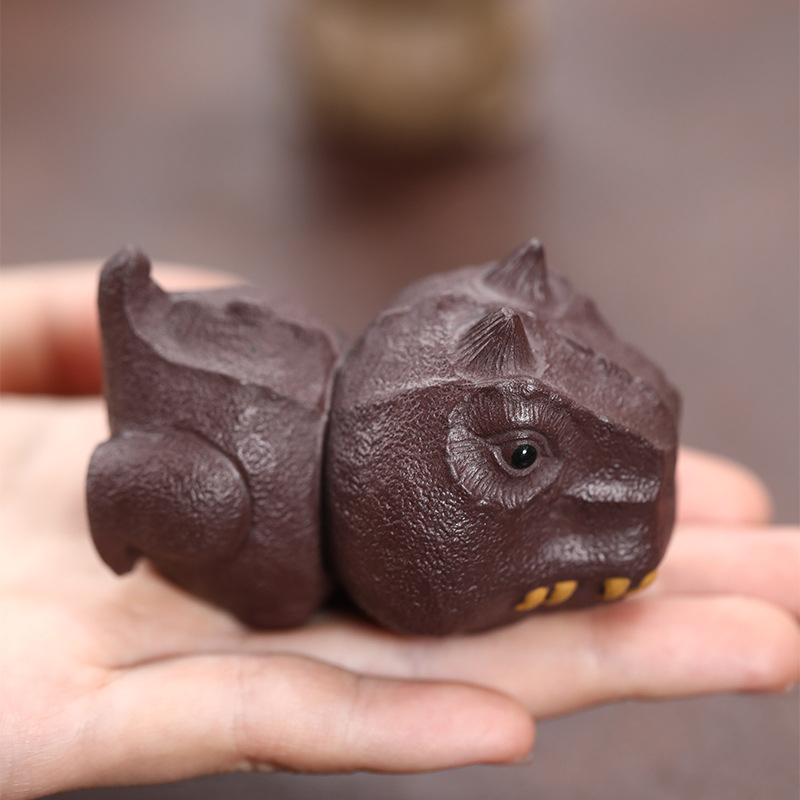 Tea Pet din nisip mov: Tyrannosaurus Rex, accesorii pentru ceai lucrate manual, suport ceramic pentru capac și decor pentru masa de ceai