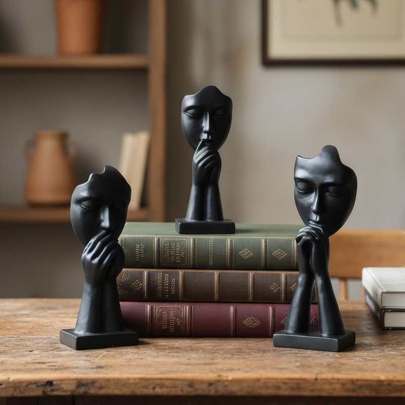 Set de trei figurine abstracte de rugăciune, minimalist, în stil euro-american, din rășină.