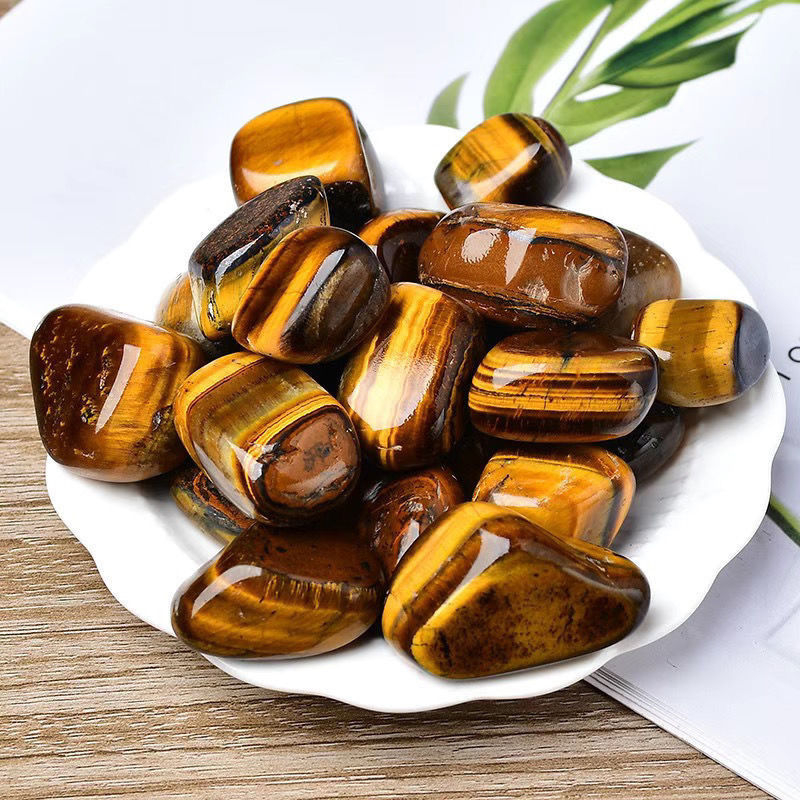 Piatră naturală ochi de tigru galben – piatră de cristal rotunjită și piatră brută, ornament decorativ pentru purtare în mână