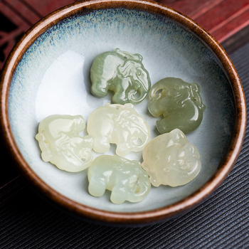 H0002 Star Rain Jad Hetian natural, verde-alb, pandantiv cu elefant, sculptat manual, DIY