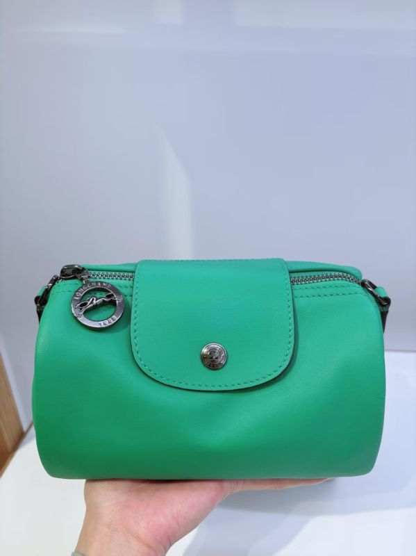 Geantă de umăr cilindrică din PU, formă de pernă — geantă crossbody pentru femei, casual și la serviciu, design la modă și versatil
