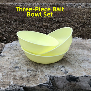 Sada trojdielnych nádob na návnadu: nádoba na sypké bublinky, nádoba na živú návnadu a nádoba na návnadu s nepriľnavým povrchom; príslušenstvo k rybárskemu výstroju.