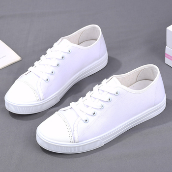 Γυναικείες καμβά sneakers σε κορεατικό στυλ, λευκές, χαμηλό ύψος, μονόχρωμες, καθημερινά παπούτσια για άνοιξη και φθινόπωρο