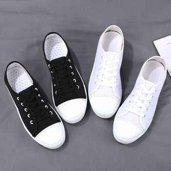 Γυναικείες καμβά sneakers σε κορεατικό στυλ, λευκές, χαμηλό ύψος, μονόχρωμες, καθημερινά παπούτσια για άνοιξη και φθινόπωρο