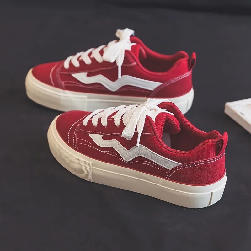 Γυναικείες κόκκινες καμβά sneakers με ρετρό φουσκωτή σόλα και πλατφόρμα για αύξηση ύψους, ευέλικτα καθημερινά αθλητικά παπούτσια