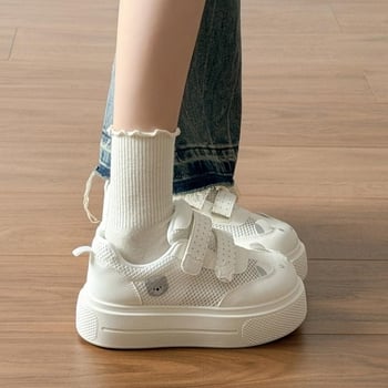 Γυναικεία λευκά αθλητικά με Velcro, φαρδιά σόλα για αύξηση ύψους, μοντέλο 2026, μοναδικός σχεδιασμός, κατάλληλες για φοιτήτριες