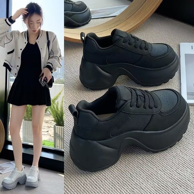 Γυναικεία sneakers με φαρδιά σόλα, 2025 άνοιξη–φθινόπωρο, ελαφριά λευκά αθλητικά για καθημερινή χρήση