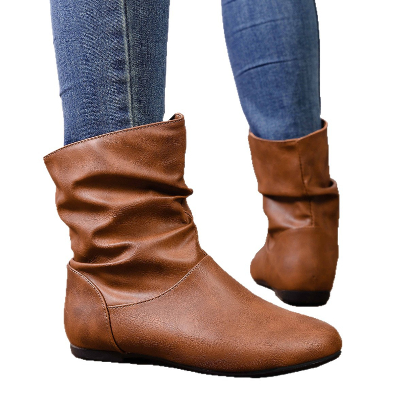 Γυναικεία δερμάτινα μποτάκια slip-on, σε μέγεθος plus-size, κοντά, με πιέτες