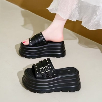 Γυναικείες πλατφόρμες σανδάλια με αγκράφα ζώνης, φαρδιά σόλα, ύψος 8 εκ, καλοκαίρι 2026
