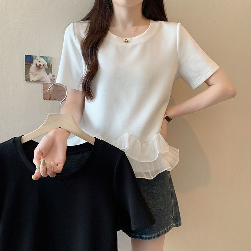 Plus-Size T‑shirt με φουσκώματα και patchwork, κοντό μανίκι - Καλοκαιρι 2025, χαλαρή γραμμή