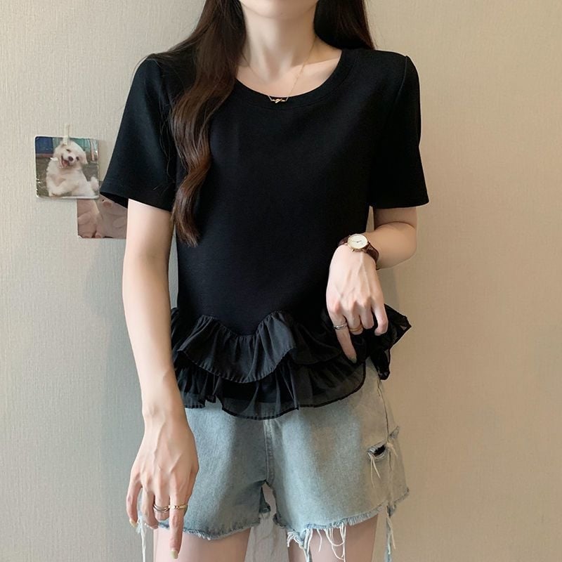 Plus-Size T‑shirt με φουσκώματα και patchwork, κοντό μανίκι - Καλοκαιρι 2025, χαλαρή γραμμή