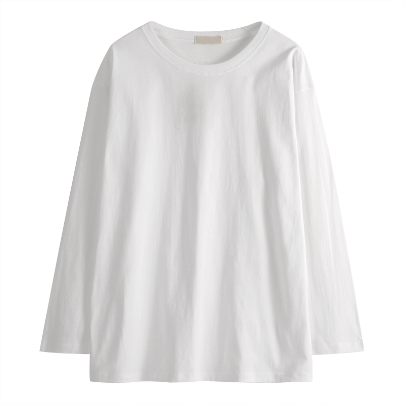Γυναικείο μαύρο μακρυμάνικο T‑shirt σε μονόχρωμο σχέδιο, άνετη χαλαρή γραμμή, ελαφρύ ύφασμα, βασικό τοπ βάσης για στρώσεις, καθημερινή χρήση
