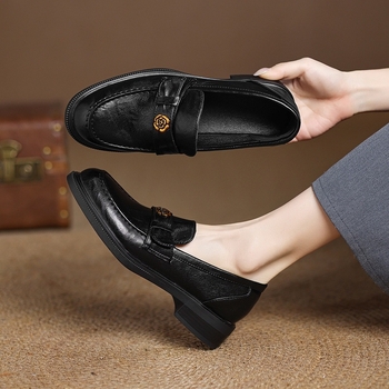 Γυναικείοι Camellia loafers, με στρογγυλή μύτη, φαρδύς τακούνι, επάνω από μικροϊνες, σόλα από καουτσούκ, μεγέθη EU 33-43