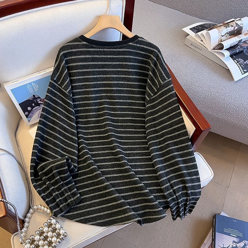 Plus-size Plus-size γυναικεία μπλούζα σε κορεατικό στυλ με χρωματικά μπλοκ και ριγέ στοιχεία, μακριά μανίκια, φθινοπωρινό-χειμερινό, φαρδιά γραμμή, ζεστή.