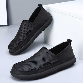 Férfi nyári bőrszandál perforált mintával, slip-on, puha talp, csúszásmentes