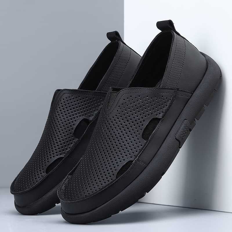 Férfi nyári bőrszandál perforált mintával, slip-on, puha talp, csúszásmentes