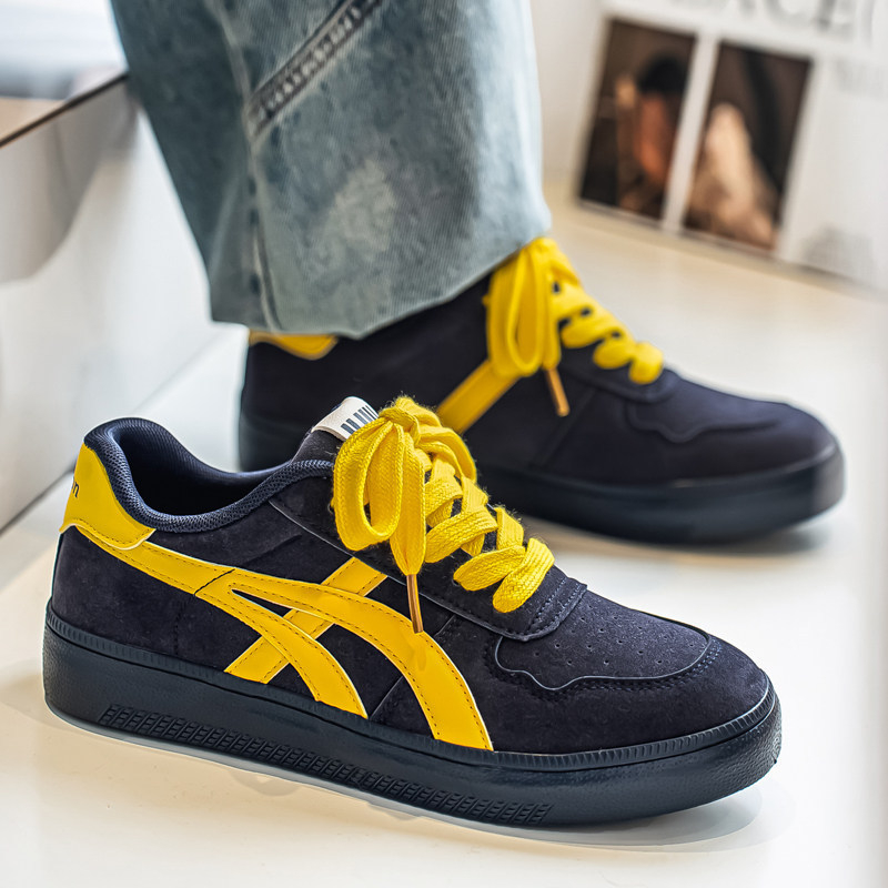 Férfi mindennapi sneaker 2025 téli, vászon felsőrész bőrhatású panelokkal, alacsony szár, vulkanizált talp, fűzőkkel, koreai stílus