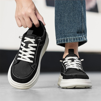 Férfi slip-on sneaker 2026 nyár, légáteresztő, divatos, könnyű talpú vászoncipő