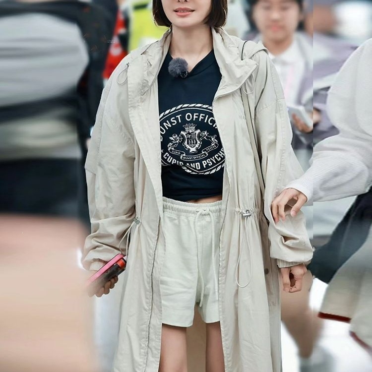 Ελαφρύ γυναικείο trench με κουκούλα, μεσαίου μήκους, διαπνέον ύφασμα, ζώνη στη μέση, εξωτερικό πανωφόρι με προστασία UV