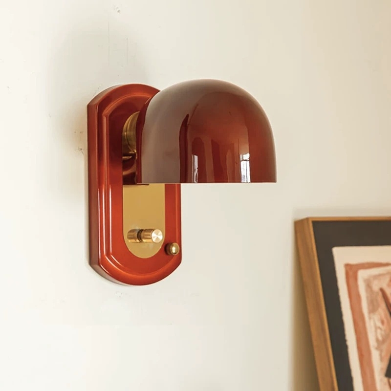 Πορτοκαλί γυάλινη λάμπα τοίχου σε Bauhaus στυλ, βιντάζ αμερικανικού ρετρό για μπαλκόνι, κοντά στο κρεβάτι και στον διάδρομο.