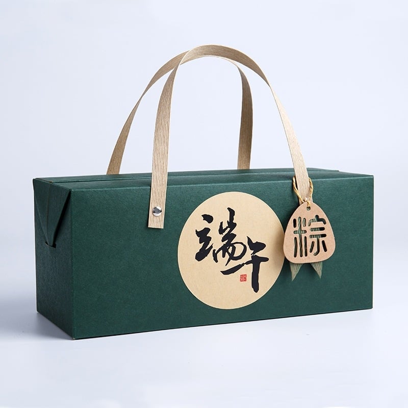 Kraftpapírból készült ajándékdoboz zongzi számára a Dragon Boat Fesztiválra