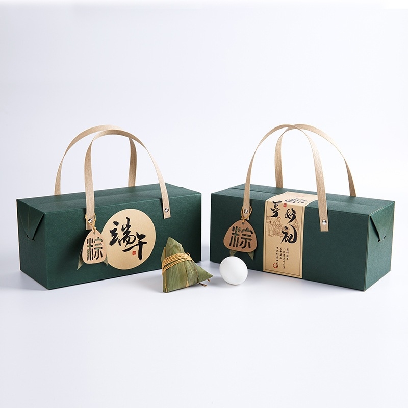Kraftpapírból készült ajándékdoboz zongzi számára a Dragon Boat Fesztiválra
