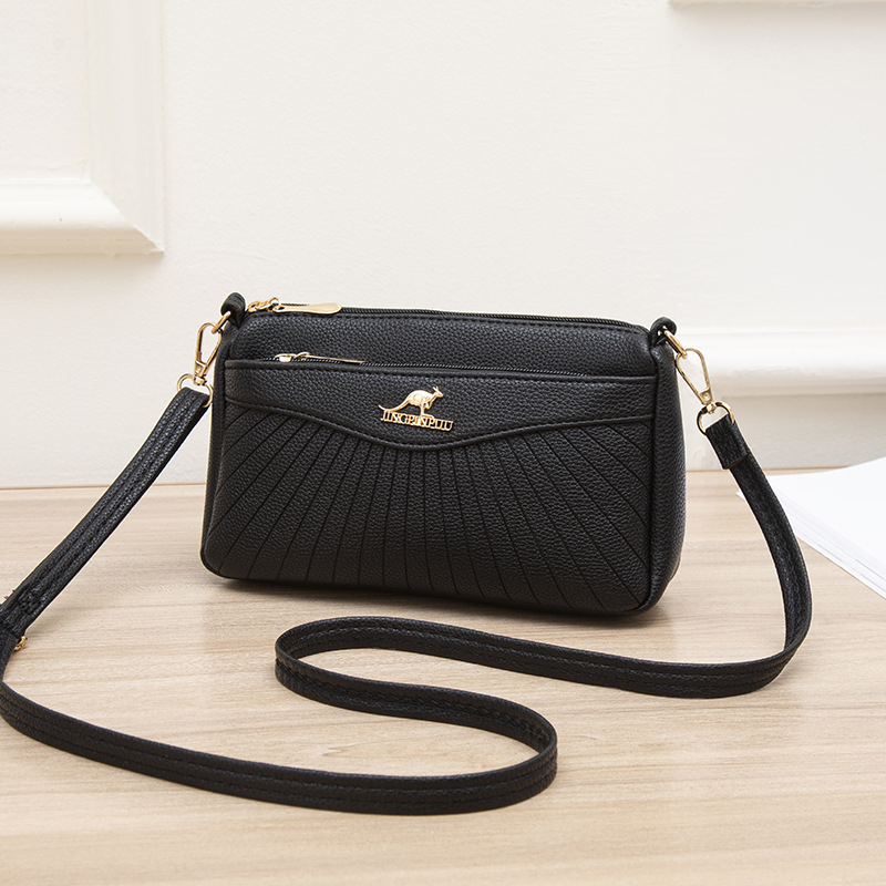 Γυναικεία crossbody τσάντα από μαλακό δέρμα, μικρός τετράγωνος σχεδιασμός, με πολλές θήκες