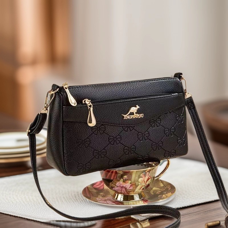 Γυναικεία crossbody τσάντα από μαλακό δέρμα, μικρός τετράγωνος σχεδιασμός, με πολλές θήκες