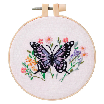 Pillangó hímzés DIY készlet – anyagcsomag és vászon